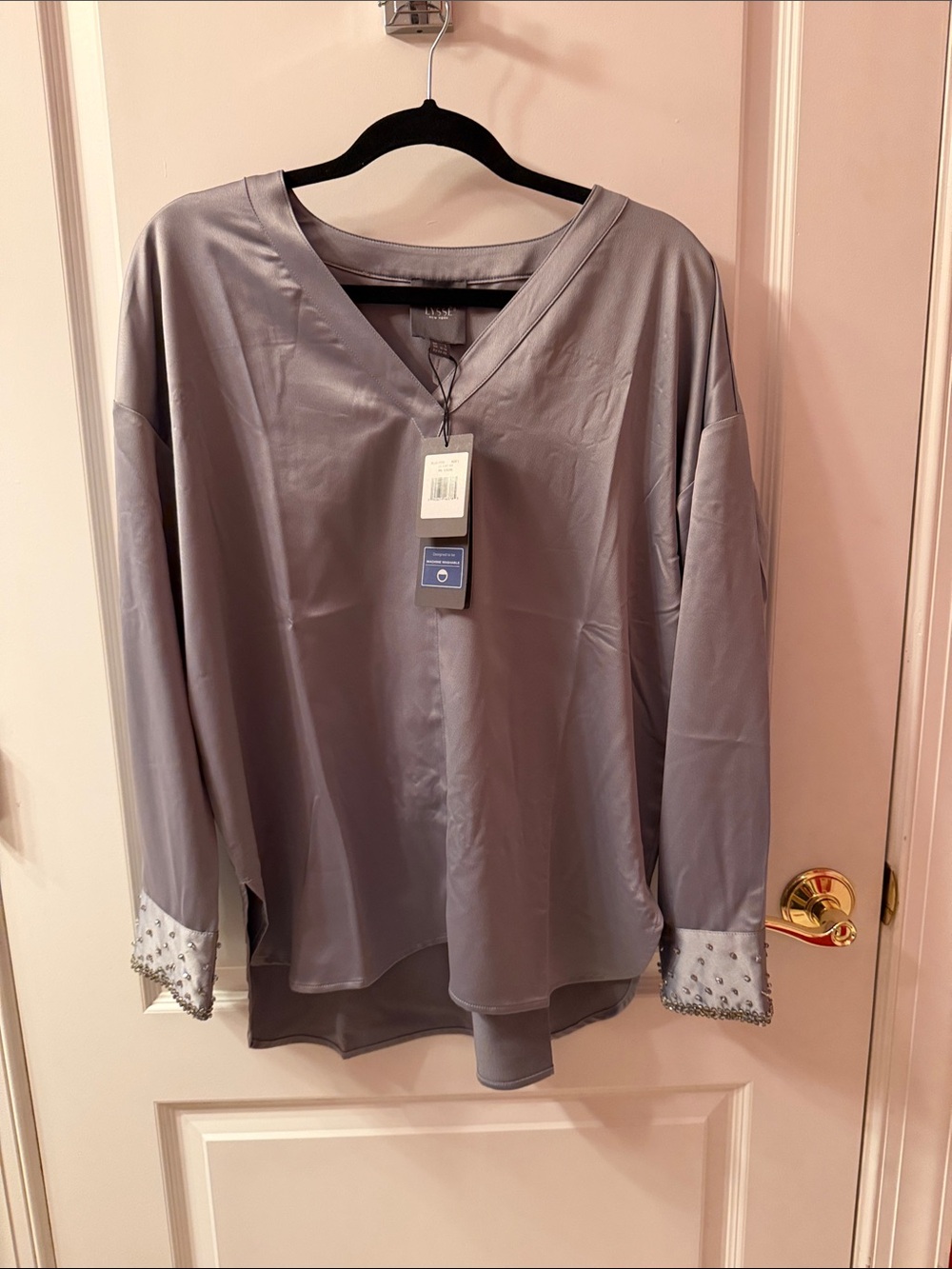 Lysse Satin V-Neck Blouse in Shimmery Gray